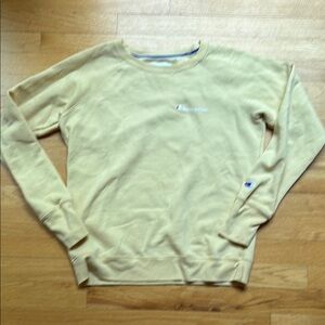 Champion Yellow Crewneck Sweater Soft Casual ladies teen sz small